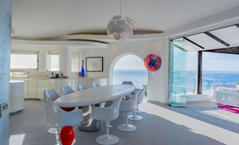 6 Bedroom Property for Sale in Bantry Bay Western Cape